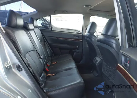 2014 Subaru Legacy 2.5I Limited z USA, uszkodzony, nr VIN 4S3BMBL6XE3014809